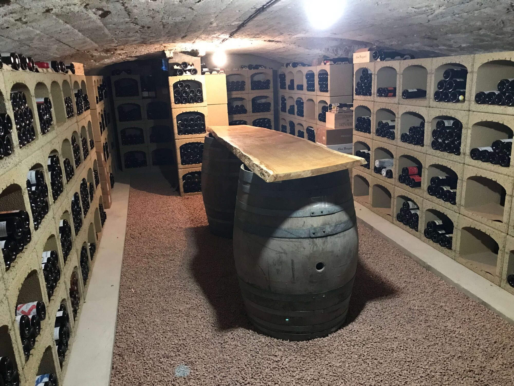 Aménager une cave à vin voûtée